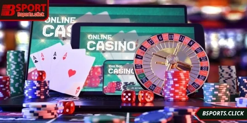 Nhân viên hỗ trợ giải đáp mọi thắc mắc của hội viên chơi game